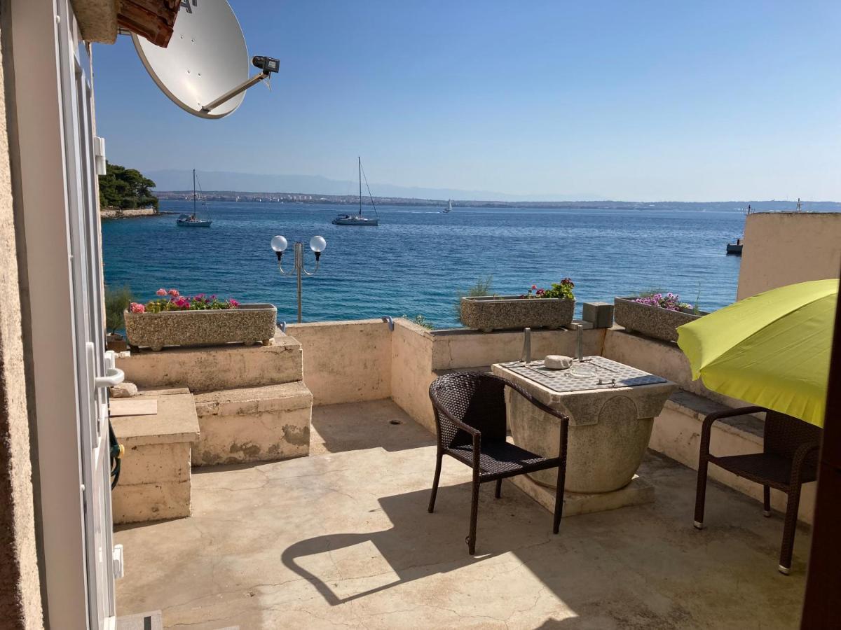 Apartment Sea View Preko Exterior photo